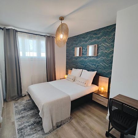 Doris 1 Apartment Châteaudun Екстериор снимка